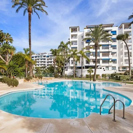 Guestready - Luxurious Seaside Retreat In * Marbella
